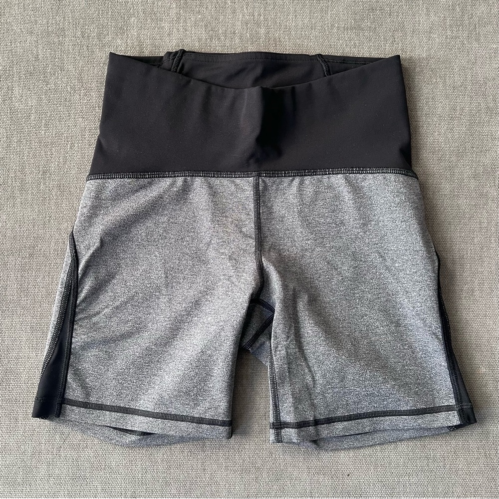 Lululemon Train Times Short 6" Gray‎ Black 6